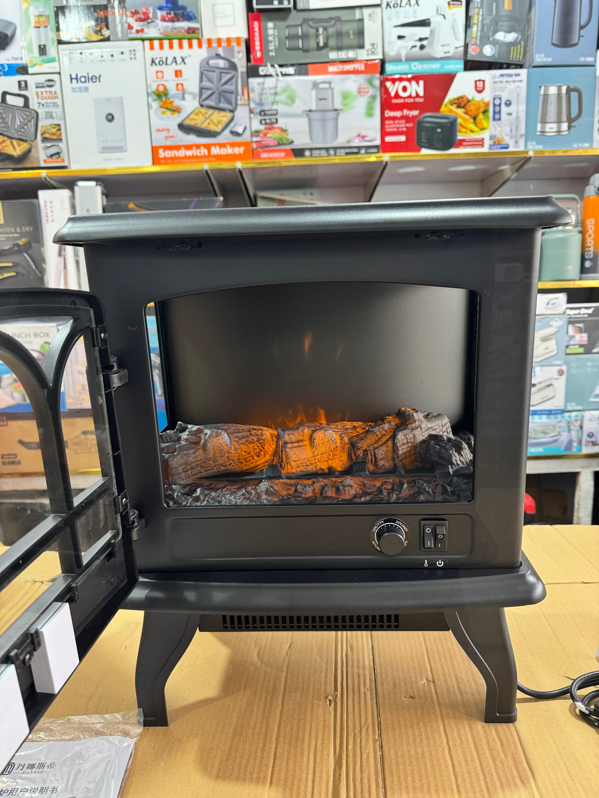 Danasd Electric Fireplace Heater with Flame Effect (SC507-17) GM Electronic