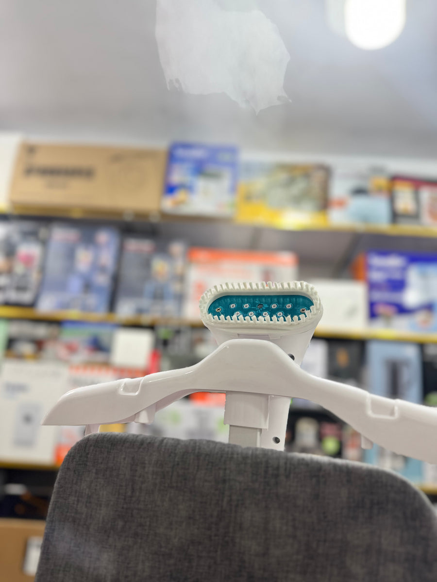 Liyaat Garment Steamer with Stand (MY-2128) GM Electronic
