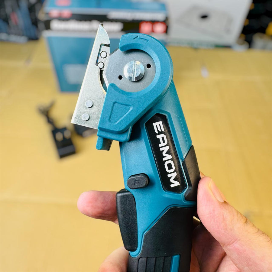 Eamon Cordless Pruner for clothes, carpet and carton GM Electronic