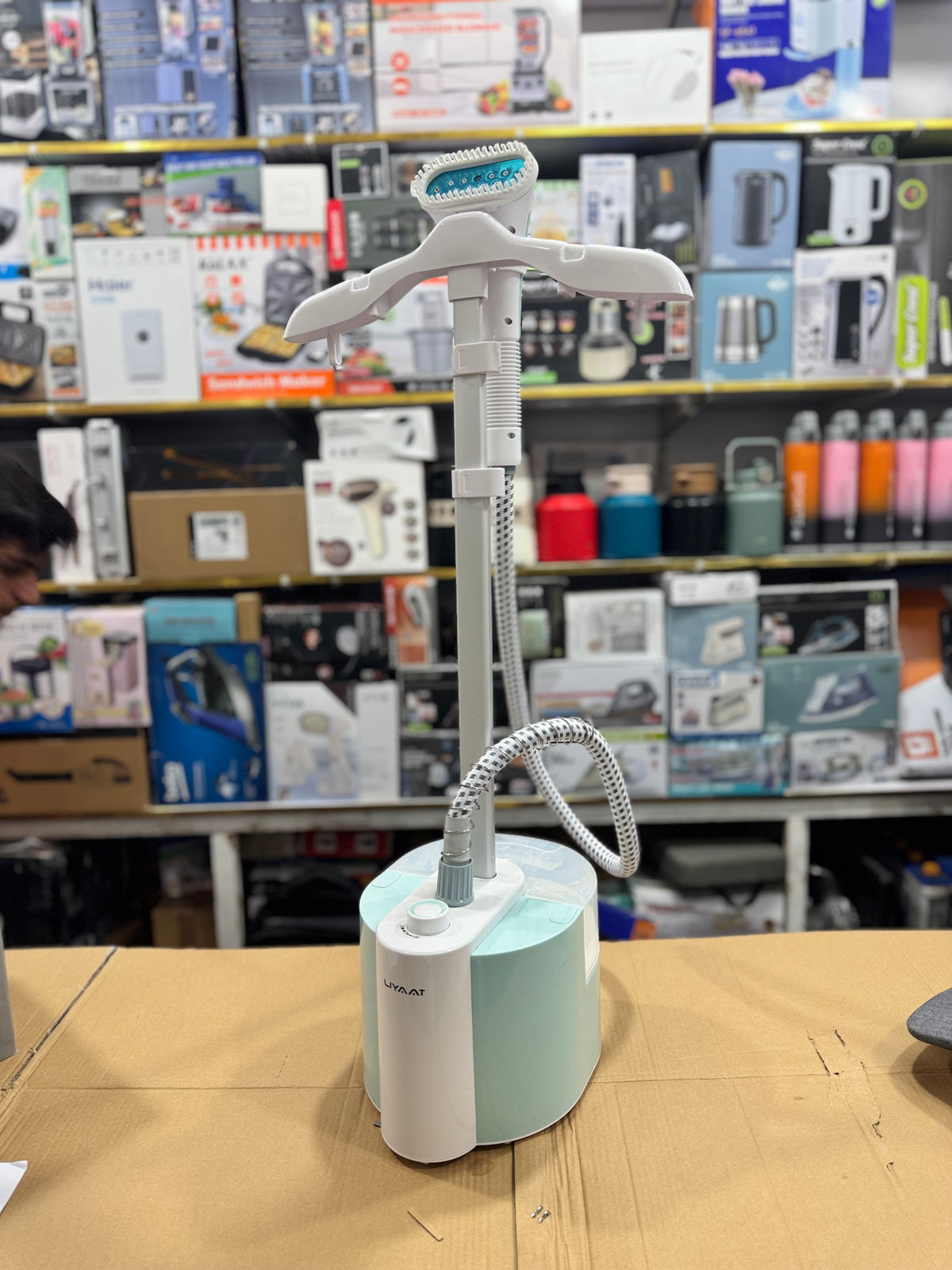 Liyaat Garment Steamer with Stand (MY-2128) GM Electronic