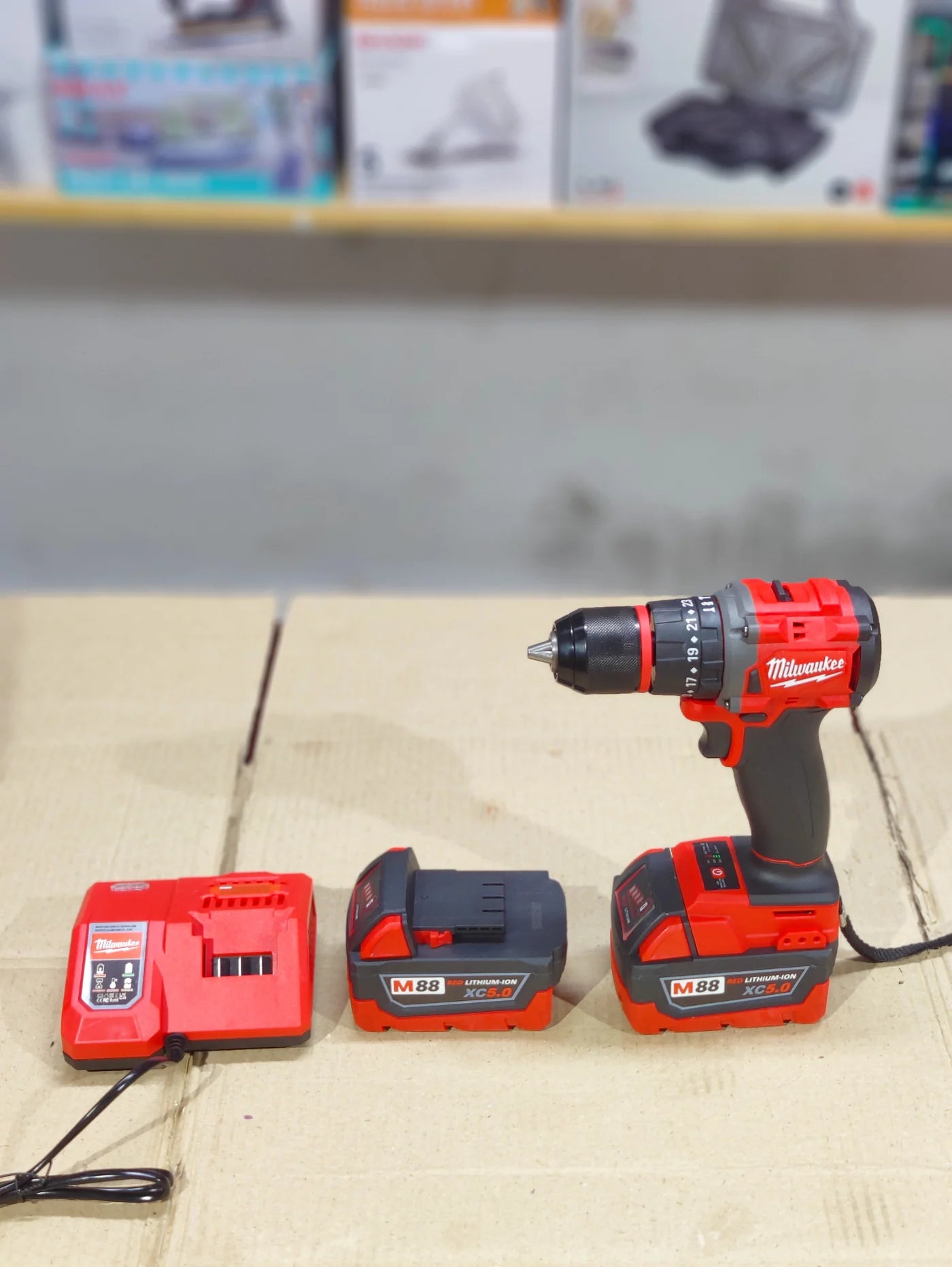 Milwaukee M18 FUEL Style Cordless Impact Drill Kit (13mm Metal Chuck, 2x M88 Batteries)