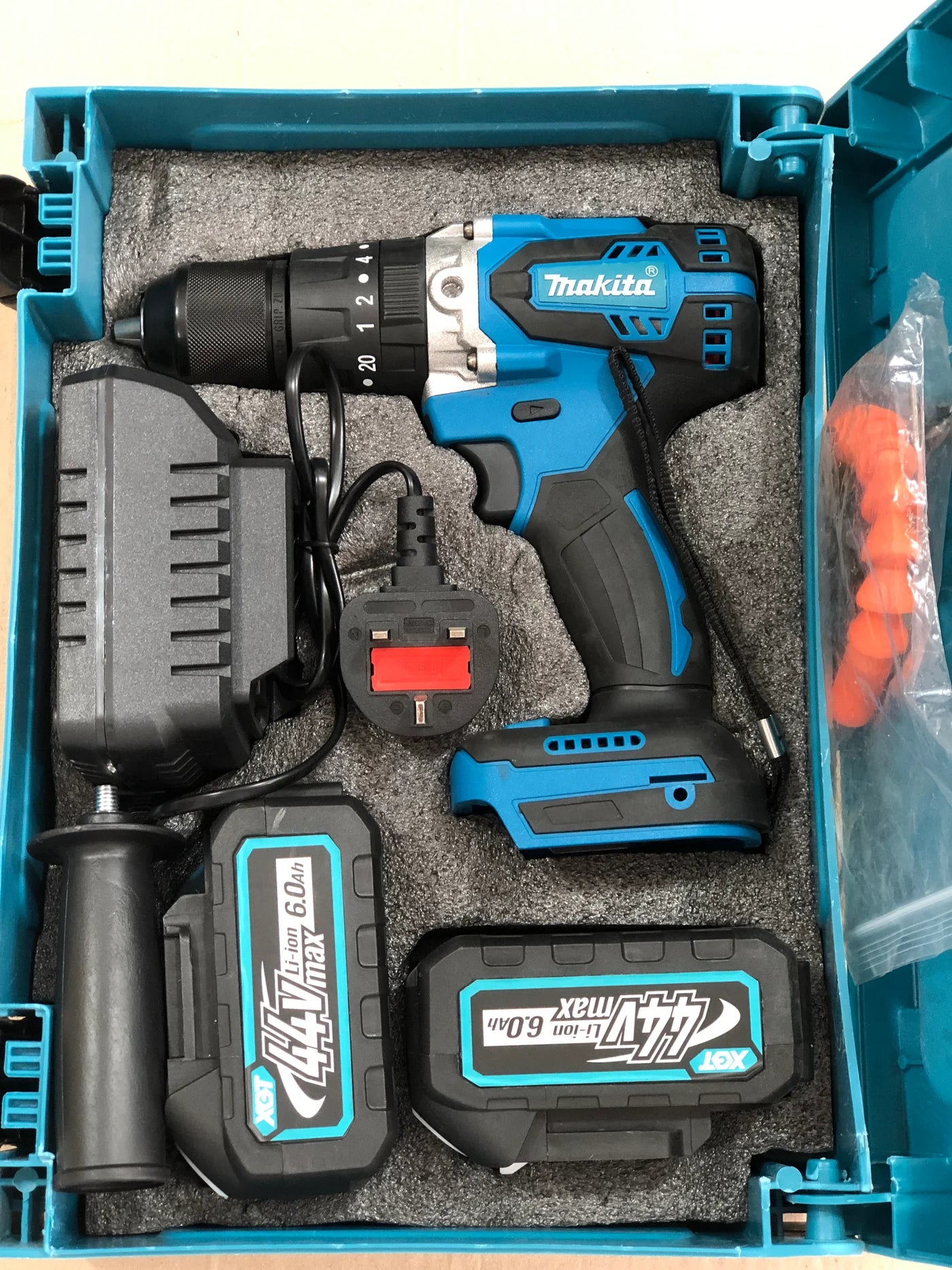 Makita Style HP002G 44V Cordless Impact Hammer Drill Kit (2x XGT 6.0Ah Li-Ion Batteries, Charger, Side Handle & Accessory Set)