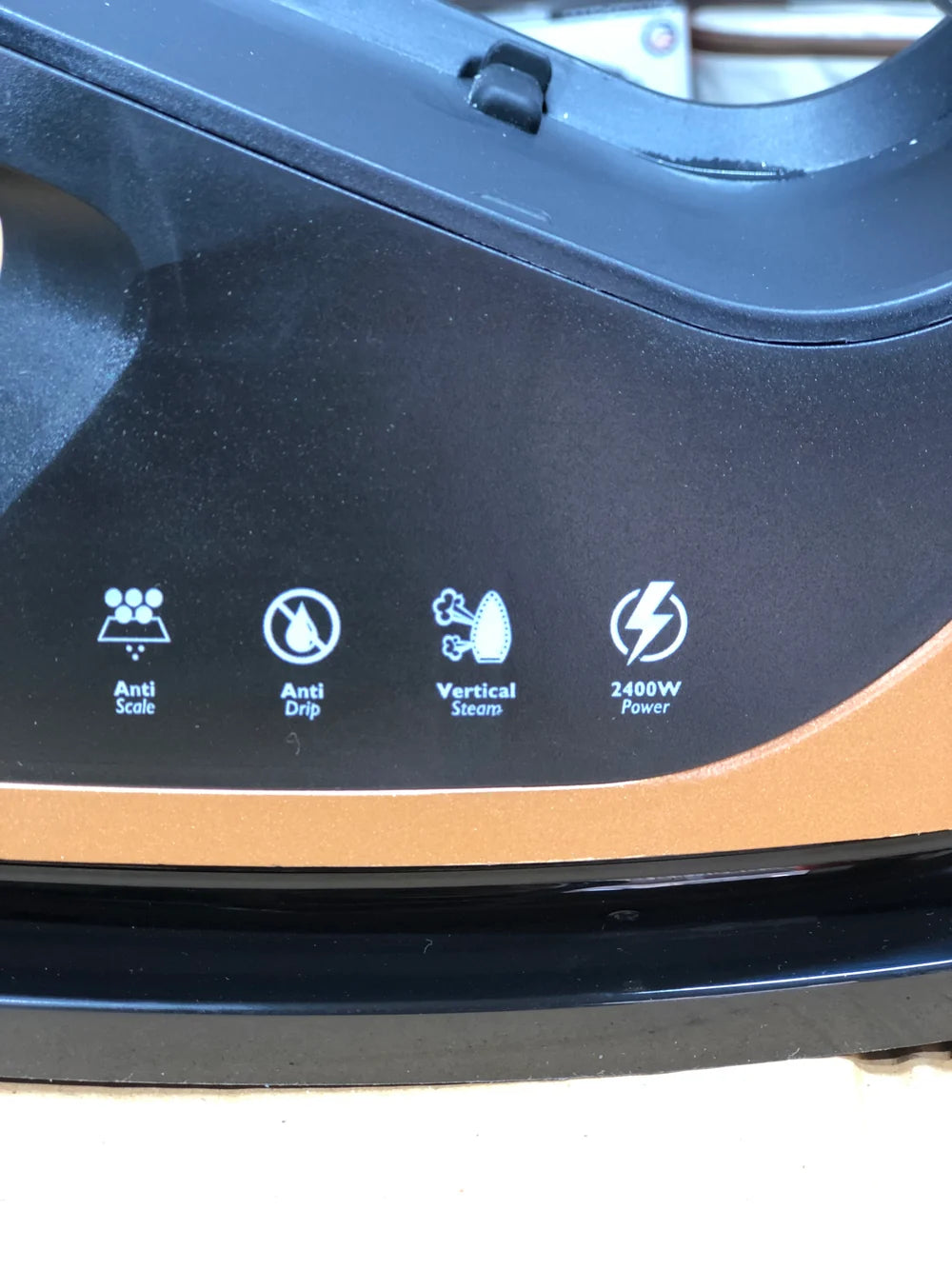 BOMA BM-199L 2400W Pressure Steam Electric Iron