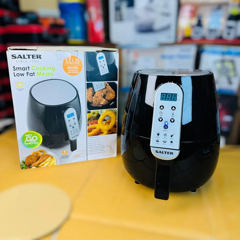 Salter 4.5L XL Digital Air Fryer – 1500W Family Size Low Fat Cooker with Auto Shut-Off, LED Display & 60-Min Timer